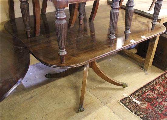Regency mahogany rectangular breakfast table(-)